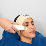 Client receiving a quick 15-minute Hydrafacial at Flash Facial in Dubai Hills Mall — AED 149 walk-in treatment, no booking required
